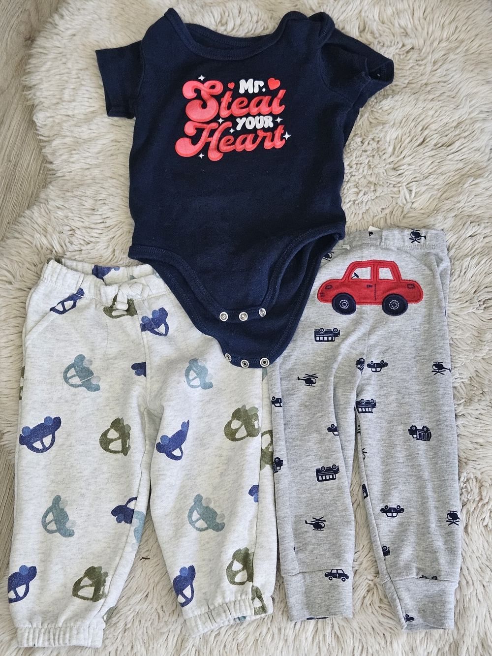 CARTER'S Baby Boy 3PC Set Steal Your Heart Bodysuit & Grey Pants 12M 👶
